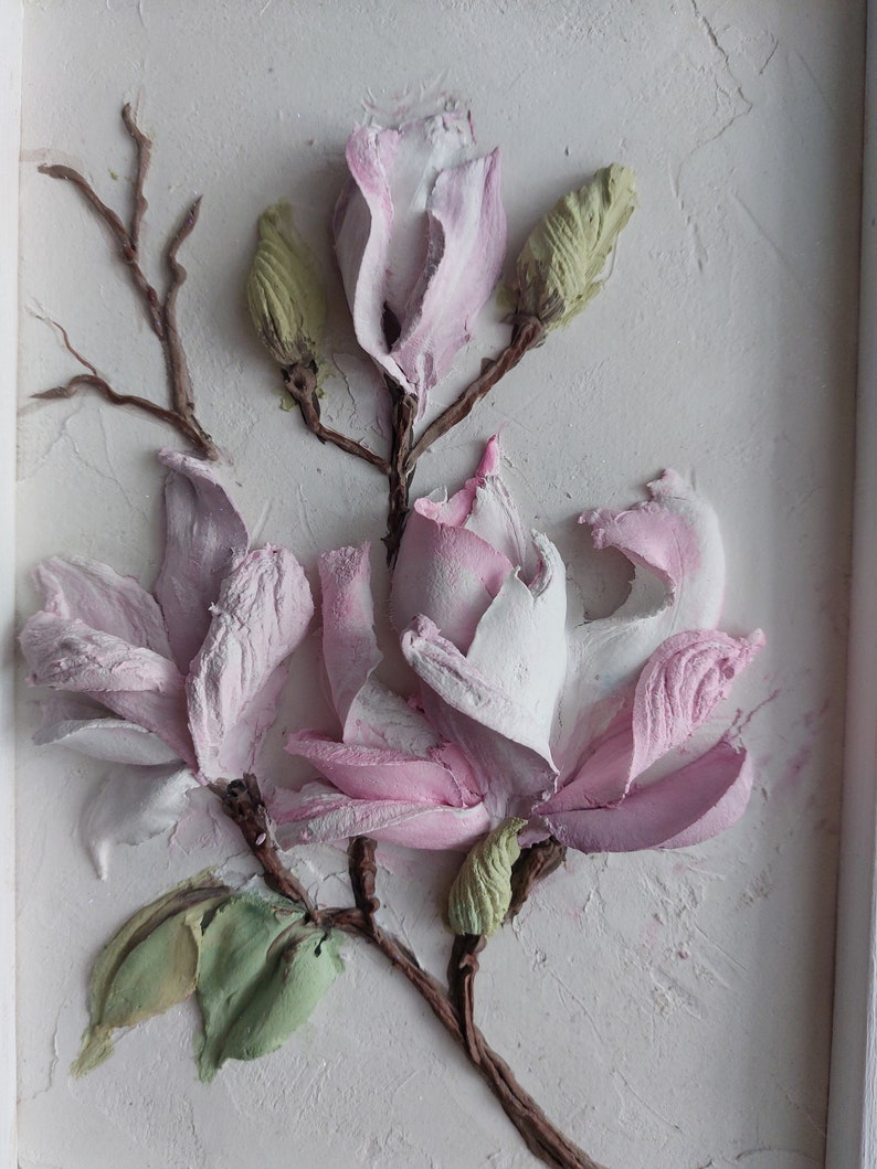 3D-Blumenmalerei Magnolien-Skulptur, Gipsblumen, Flachrelief, Wandkunst im weißen Holzrahmen, 25x17 cm