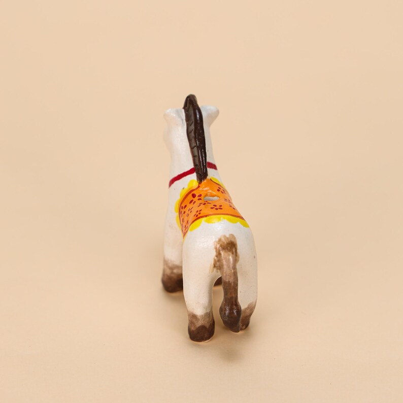 Pony-Kerzenhalter aus Keramik, handbemalt, schwarz-braune Mähne, Geburtstagskerze, Kuchendeckel für Pferdefans