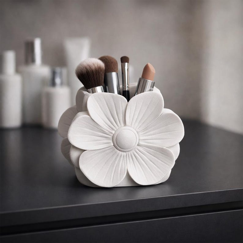 Kosmetikaufbewahrungsbox, blütenförmiger Make-up-Pinselhalter