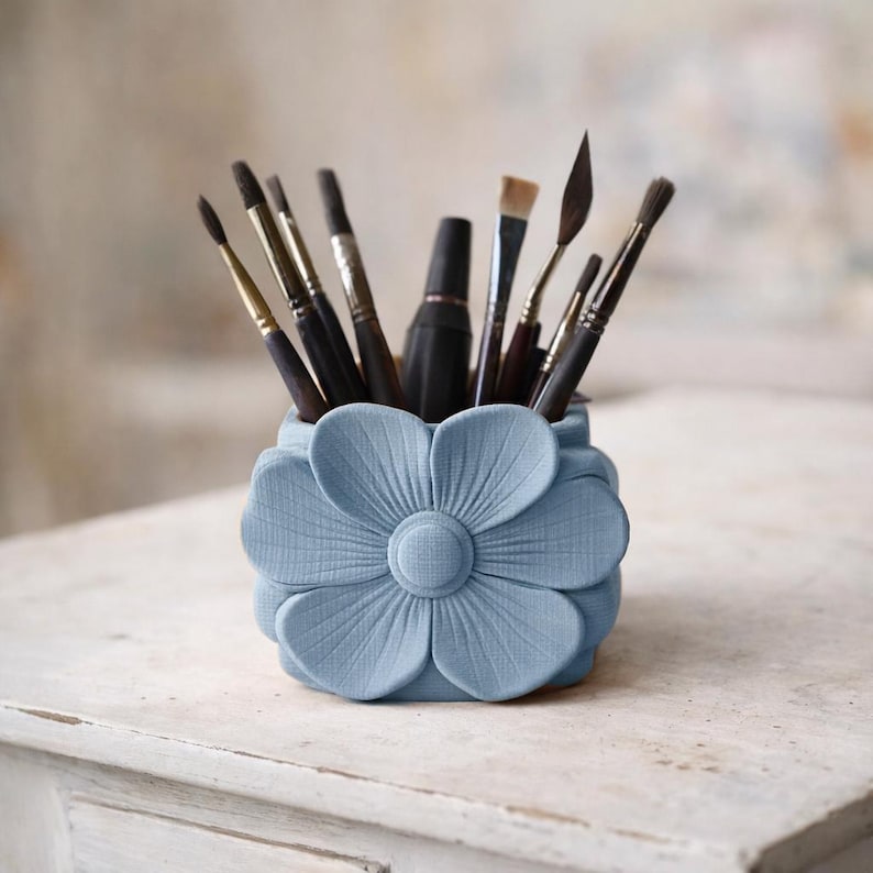 Kosmetikaufbewahrungsbox, blütenförmiger Make-up-Pinselhalter