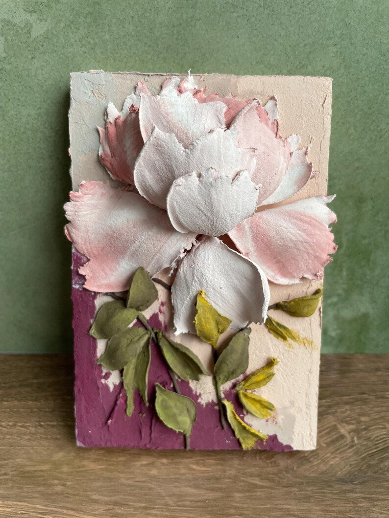 Handmodellierte Vintage Pfingstrose Mixed Media Floral Wandkunst (8 x 12 cm)