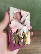 Handmodellierte Vintage Pfingstrose Mixed Media Floral Wandkunst (8 x 12 cm)