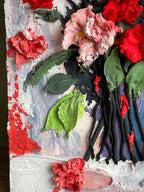Rote Blumenrelief-Skulptur, Mixed Media Wandkunst, 8 x 12 cm, Strukturierte Abstrakte Blumenkunst