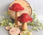 Fliegenpilz aus Holz mit roter Emaille – Herbstdekoration, Tischdekoration im Set (13-15 cm)