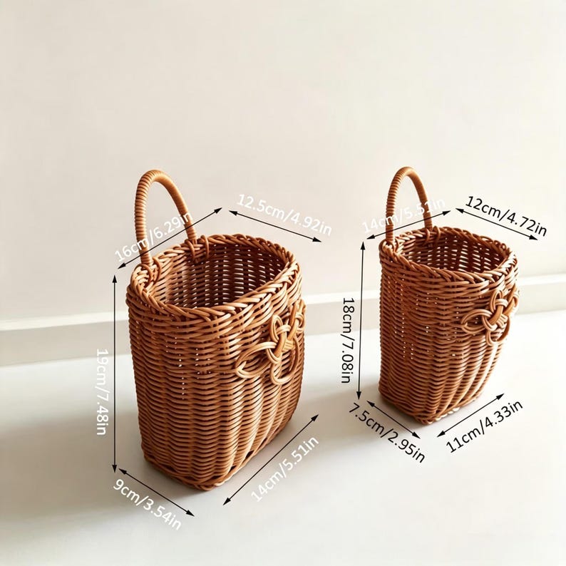 Handgeflochtener Rattan Wandkorb, Hängeaufbewahrung, 2er-Set, Boho Landhausstil, groß und klein